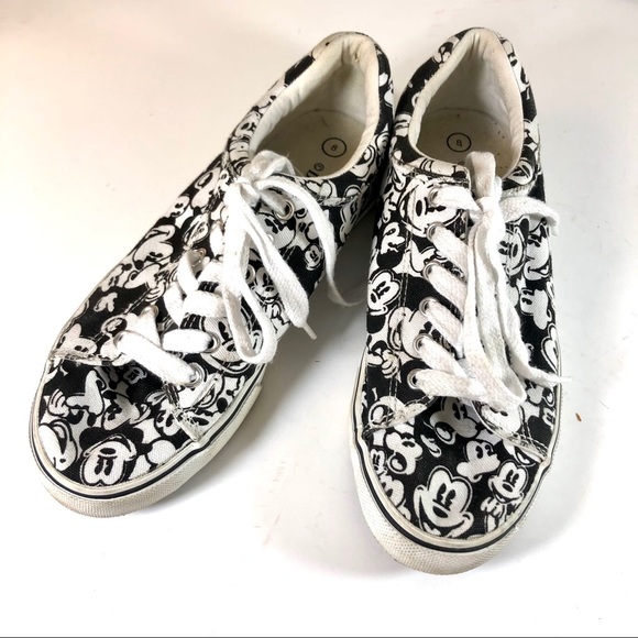 Women Disney canvas mickeys  sneakers , sz 8 - Picture 3 of 7